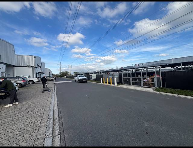 363M² WAREHOUSE TO LET IN FIRGROVE